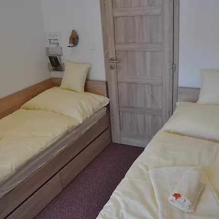 14 Lucky Apartman Deménvölgy