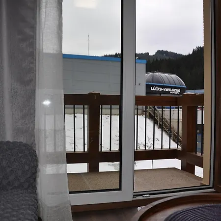 14 Lucky * Deménvölgy